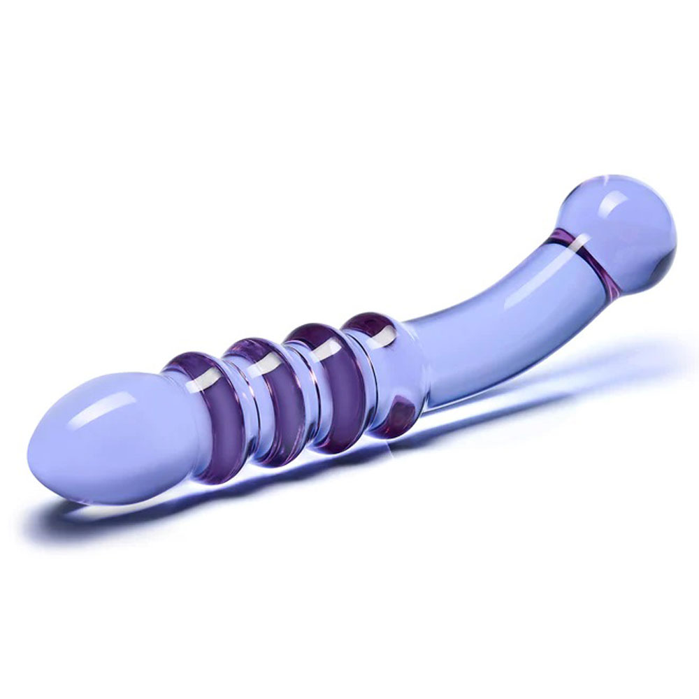 firm feeling. Enhance the sensation of glass against your skin by heating or cooling this toy for exhilarating temperature play. Made of body-safe