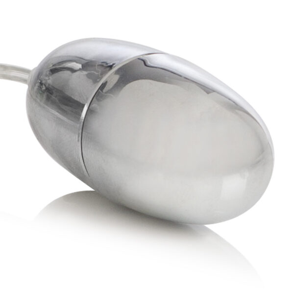 Ergonomically designed power pack with universal silver bullet. 2-speed push button control.<br><br>5.75 cm. x 2.5 cm.
