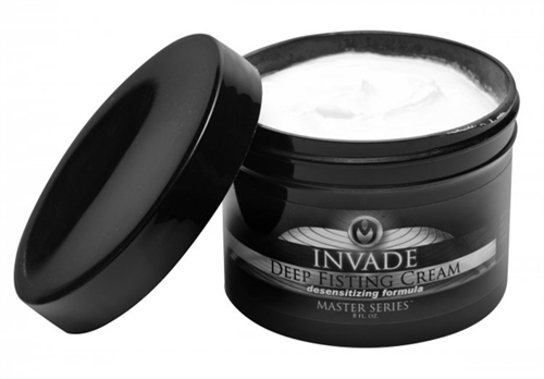 This ultra lubricating priming cream provides just the right amount of numbing to make it ideal for all types of anal stretching play. Specifically formulated for the deepest penetration yet allowing your plaything to enjoy relaxed pain-free anal play.
