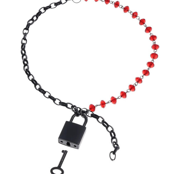 eX's and Oh's Crystal Day Collar