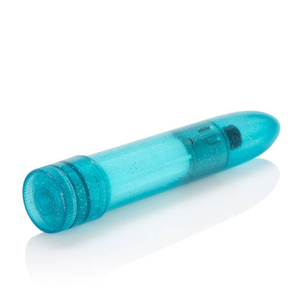 Bring some opulence to the bedroom with the powerful Mini Pearlessence Vibe by CalExotics! <br><br> With this massager you can streamline your sex life - the traditional shape will keep you cumming back for more