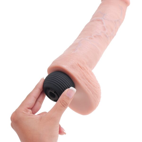 This King Cock Squirter is ultra-realistic and will satisfy all your cravings for cum-play! Hand-sculpted with amazing attention to detail and featuring Pipedream's exclusive Jizzle Juice squeeze-bulb