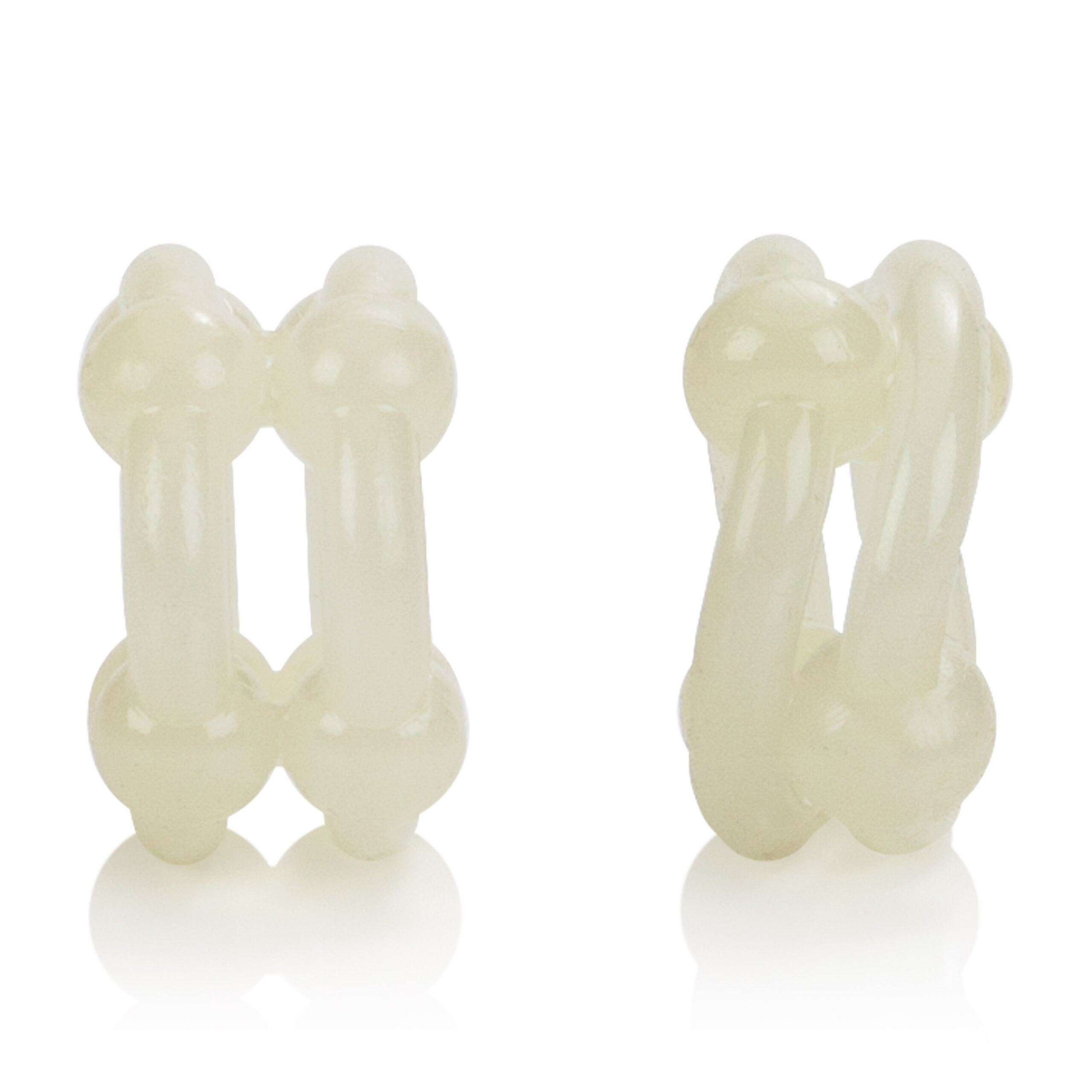 peak performance and extended play. The super stretchy glow-in-the-dark rings are supplied in a pair and are designed for comfortable wear during prolonged intimate encounters. The stackers boast smooth contours and sensual stimulation beading