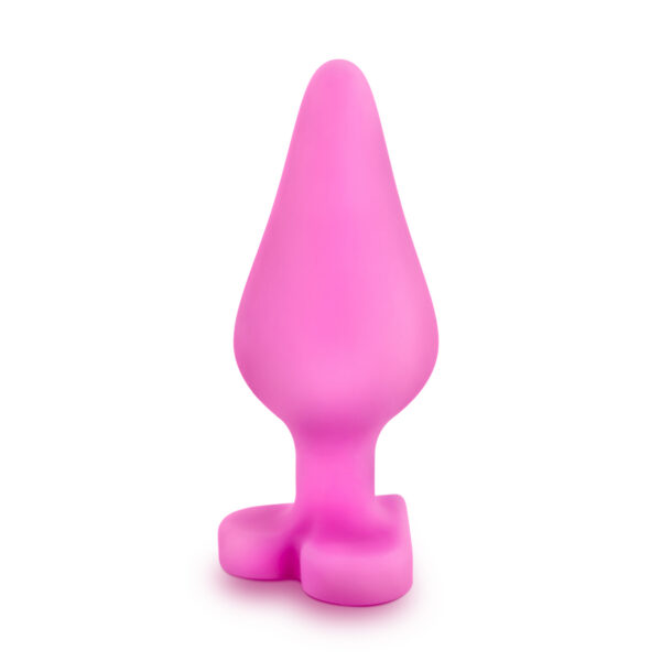 These cute little plugs are the perfect gift for your lighthearted lover. Made from soft and flexible silicone with a safe heart-shaped base. With their smooth finish they have a buttery soft touch that becomes slick with lube.
